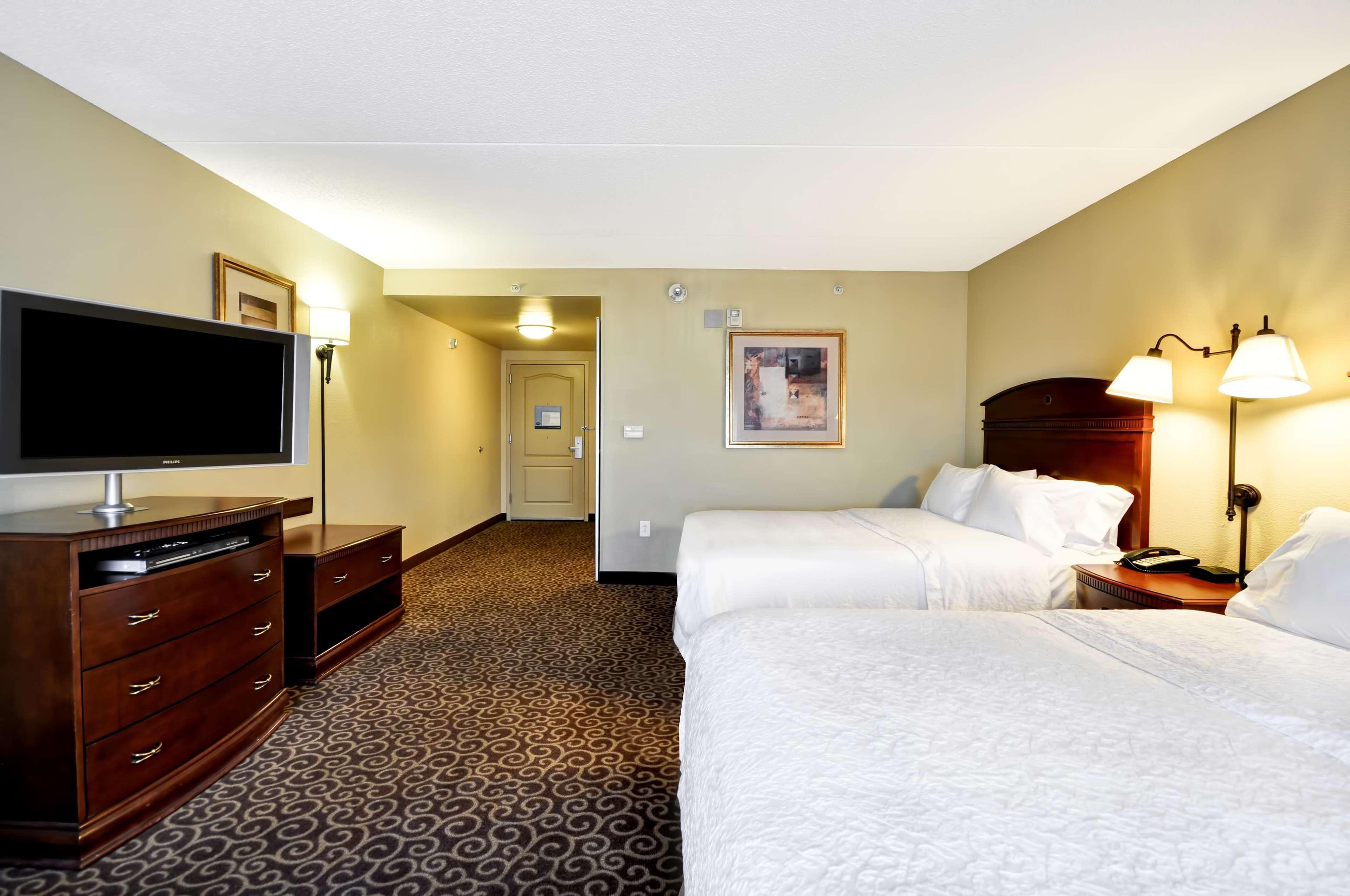 Hampton Inn And Suites Φρέντερικσμπεργκ Εξωτερικό φωτογραφία