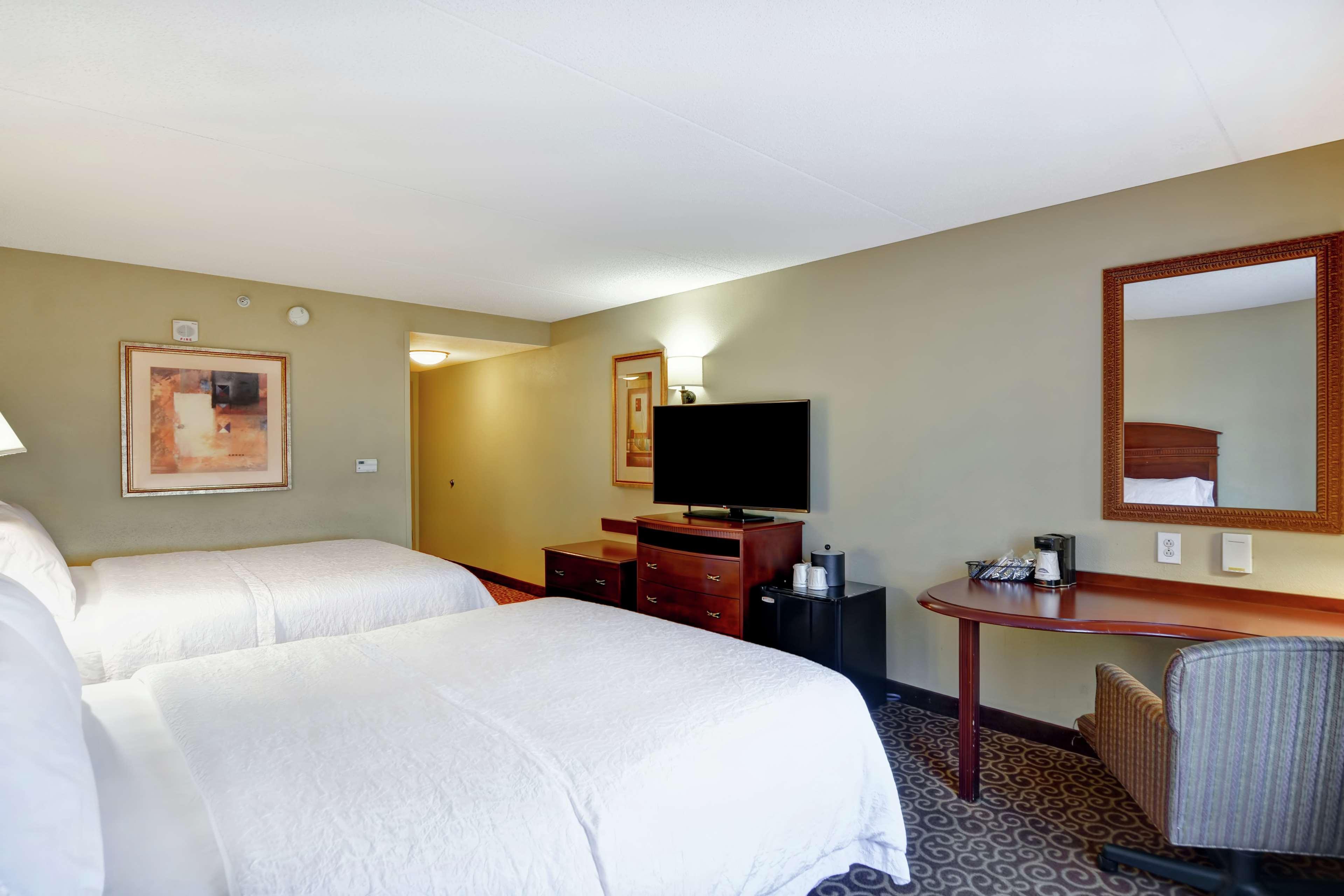 Hampton Inn And Suites Φρέντερικσμπεργκ Εξωτερικό φωτογραφία