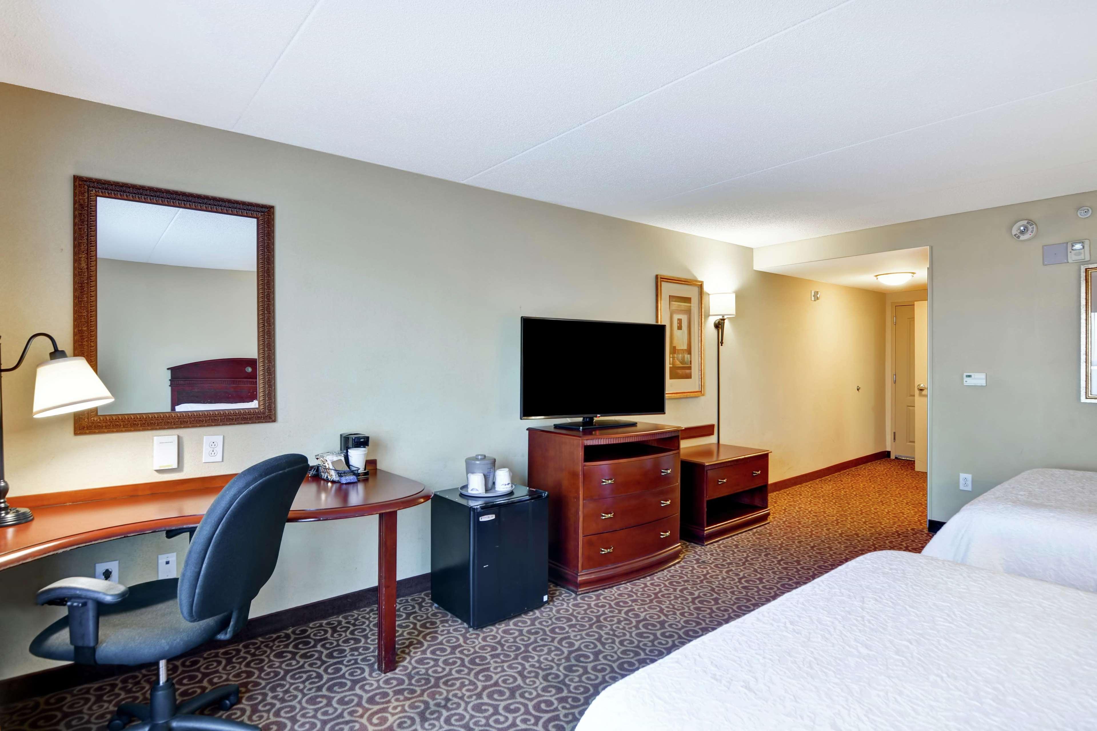 Hampton Inn And Suites Φρέντερικσμπεργκ Εξωτερικό φωτογραφία