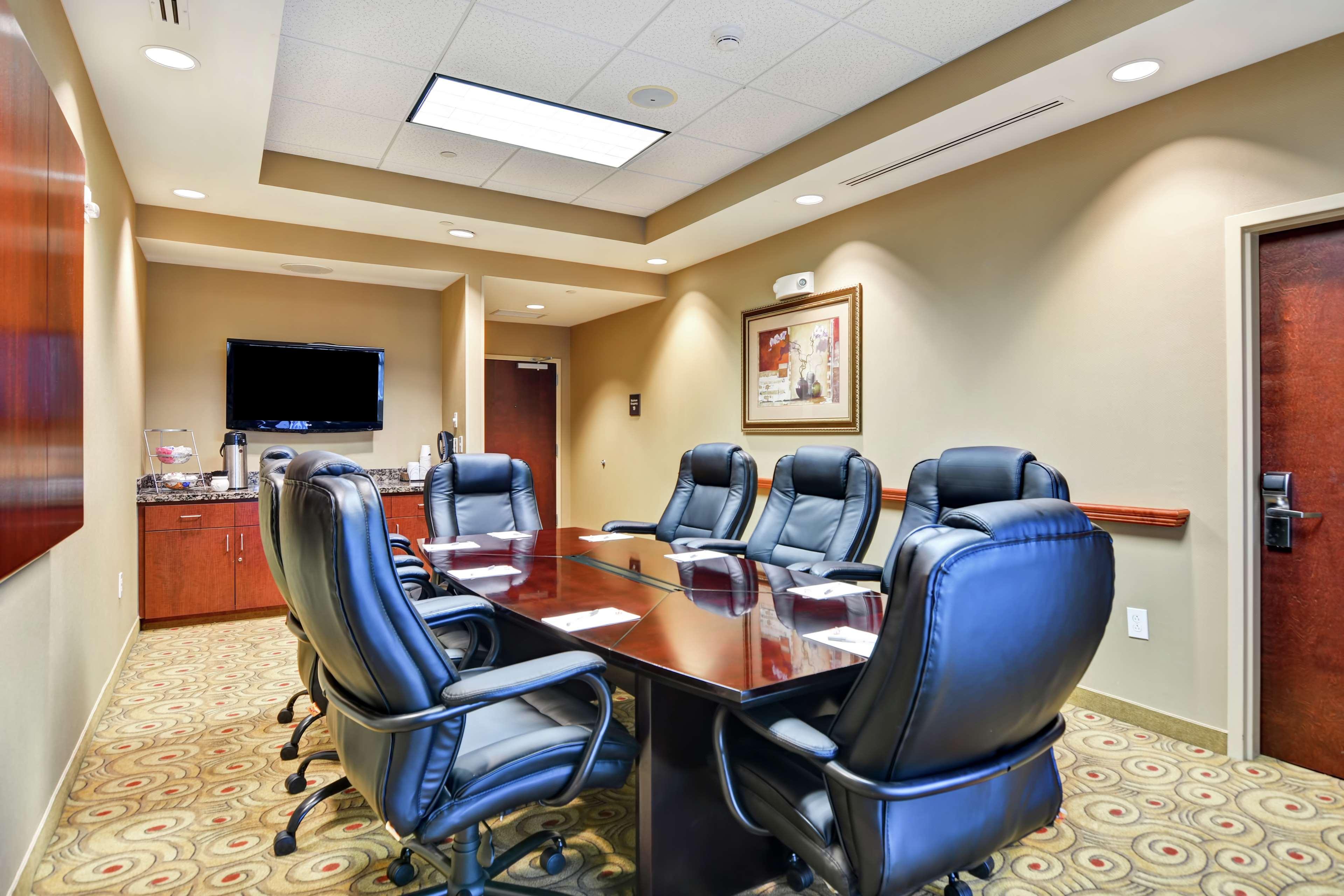 Hampton Inn And Suites Φρέντερικσμπεργκ Εξωτερικό φωτογραφία