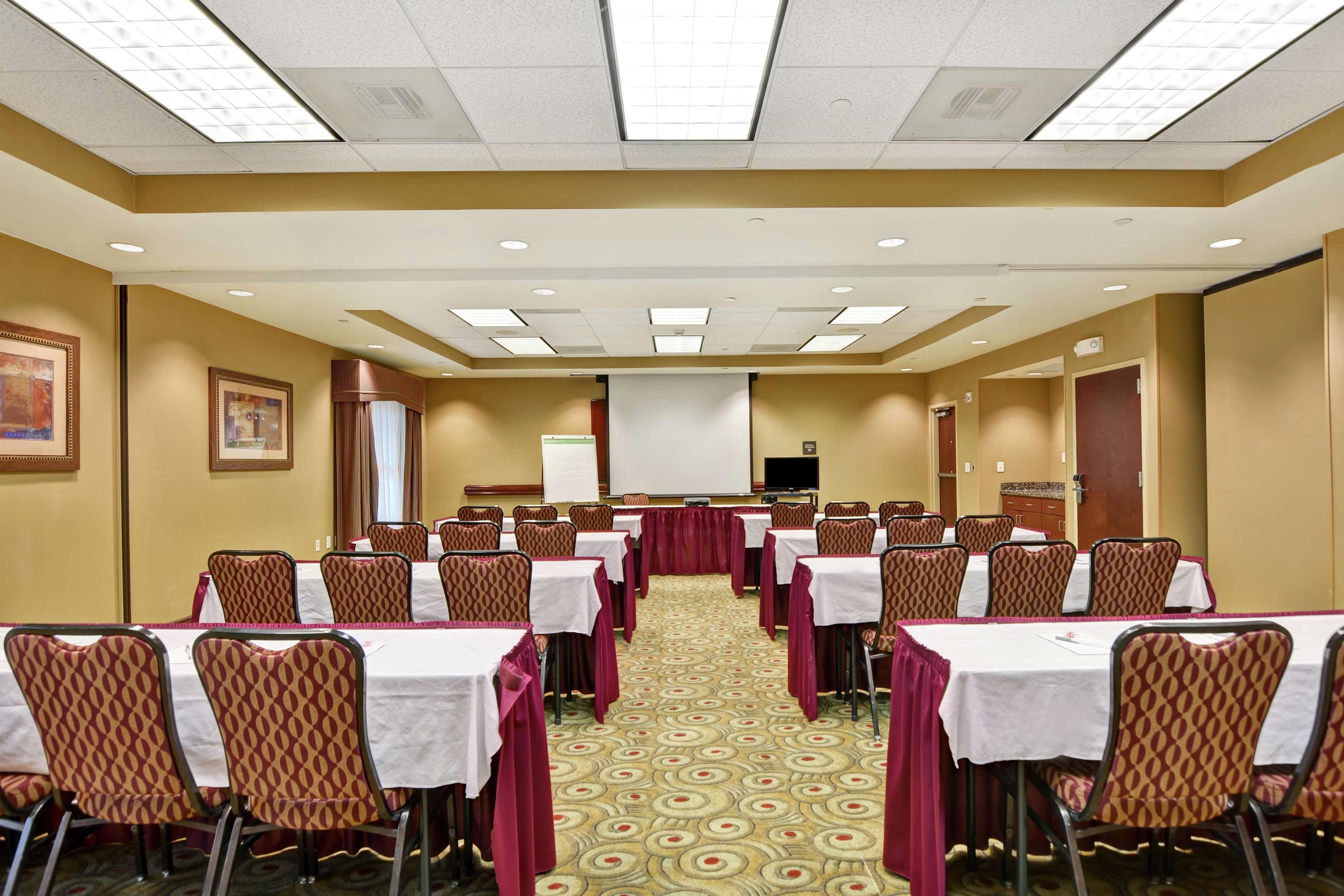 Hampton Inn And Suites Φρέντερικσμπεργκ Εξωτερικό φωτογραφία