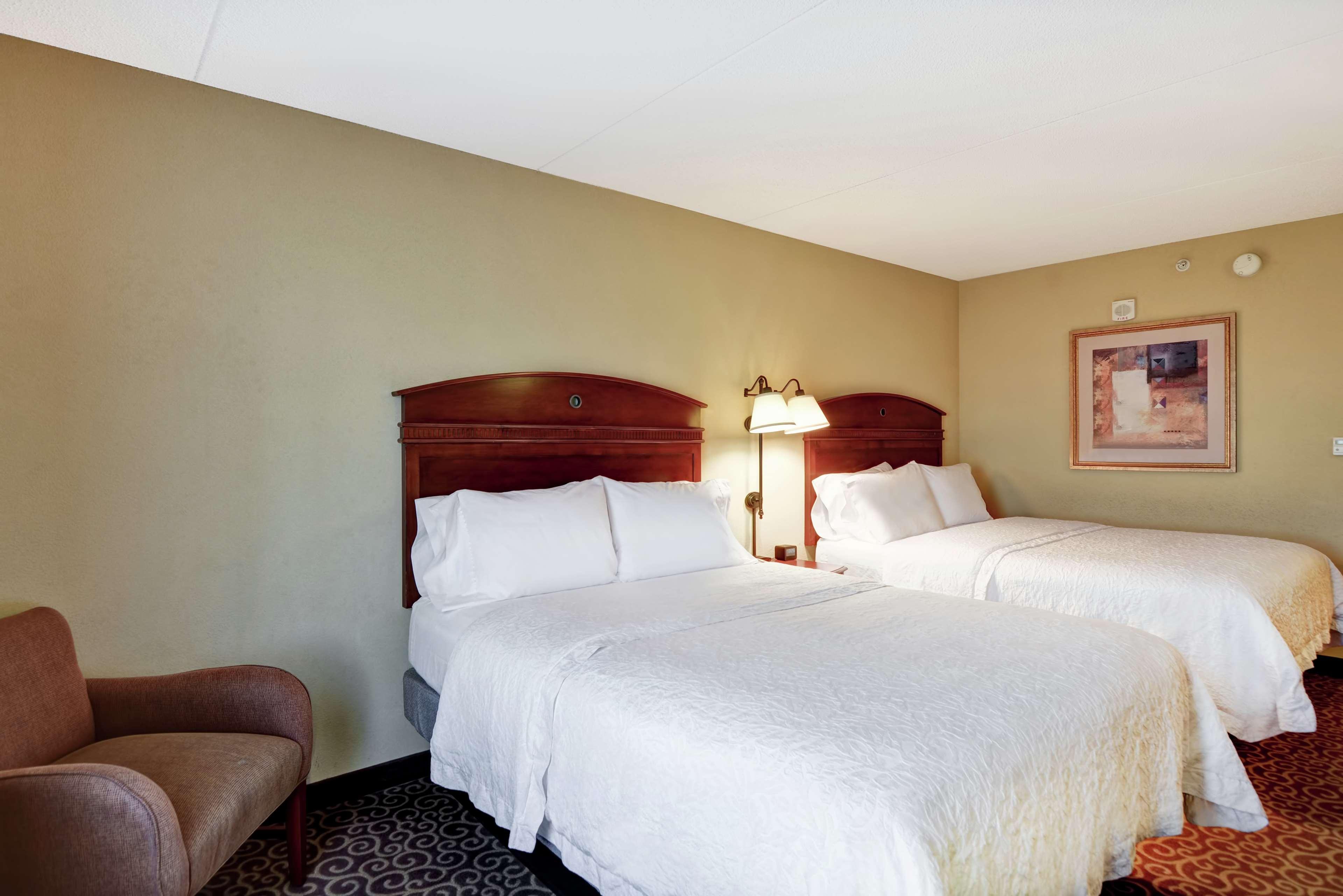 Hampton Inn And Suites Φρέντερικσμπεργκ Εξωτερικό φωτογραφία