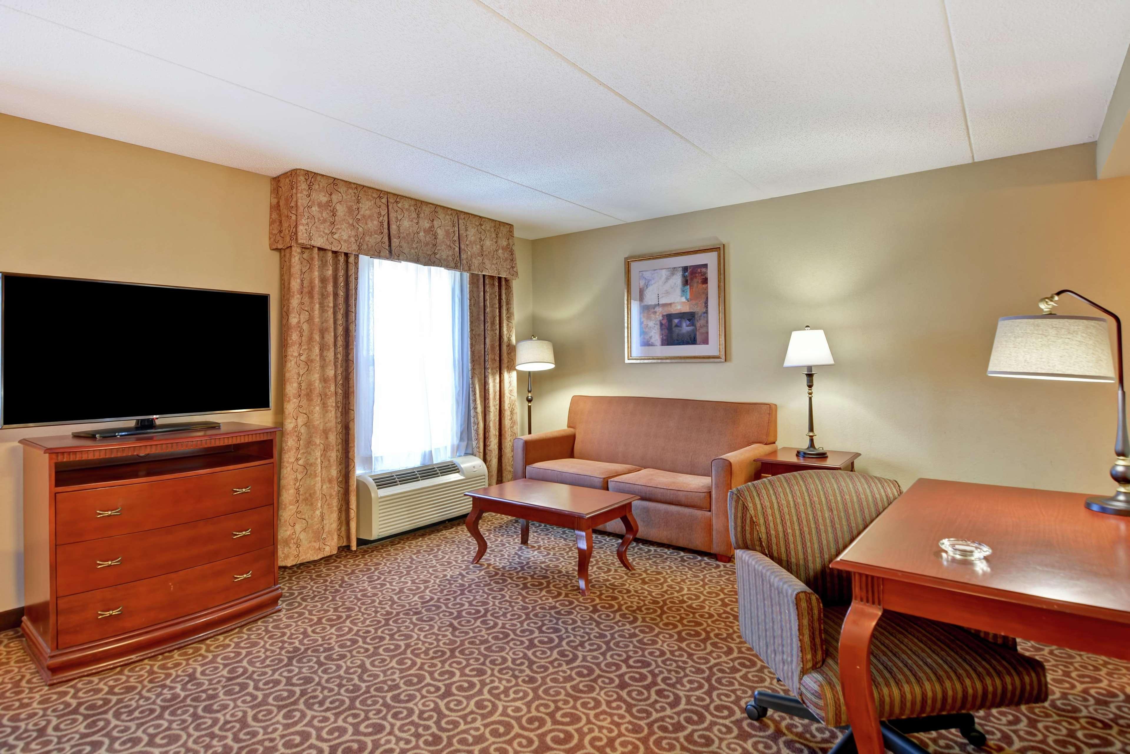 Hampton Inn And Suites Φρέντερικσμπεργκ Εξωτερικό φωτογραφία