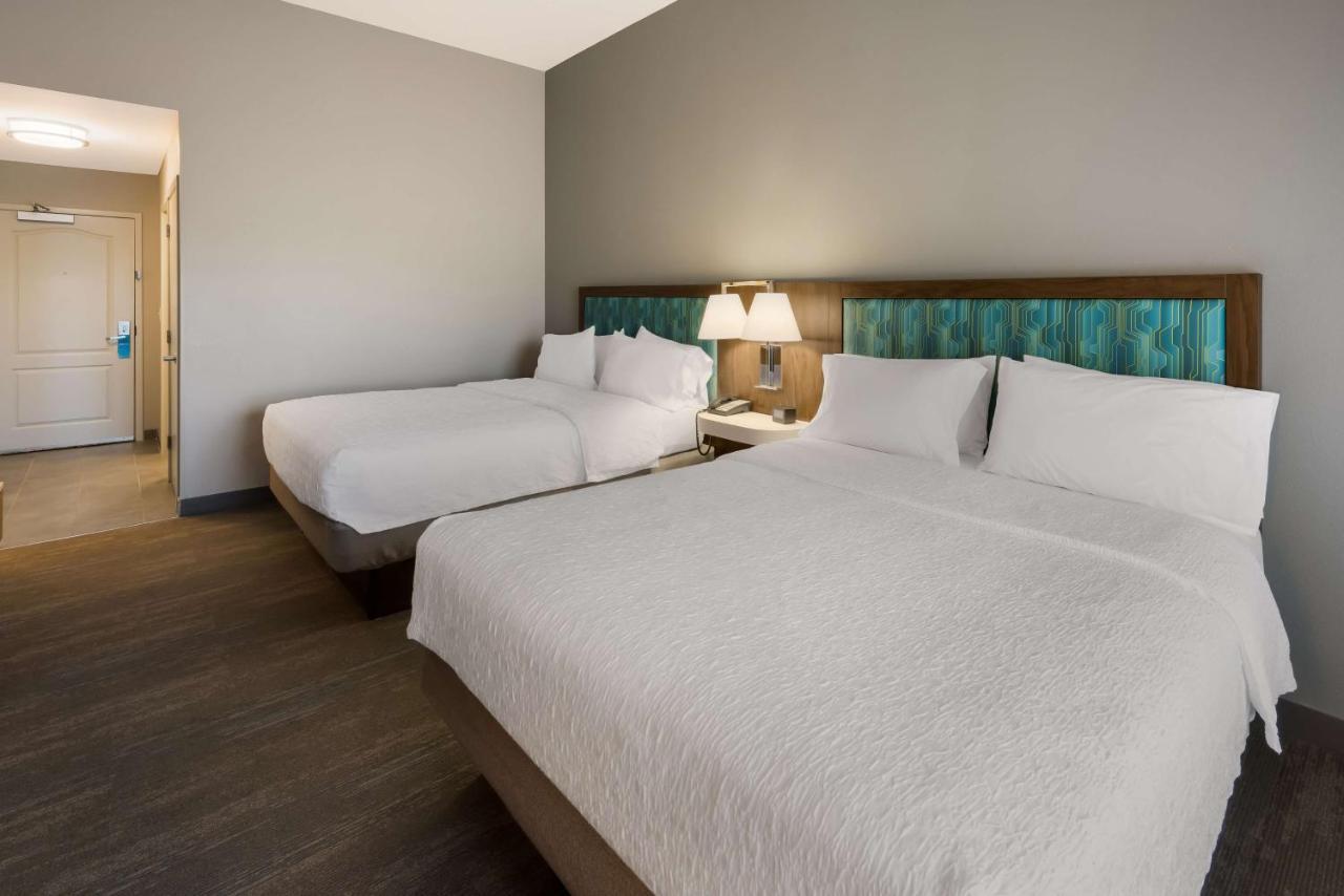 Hampton Inn And Suites Φρέντερικσμπεργκ Εξωτερικό φωτογραφία