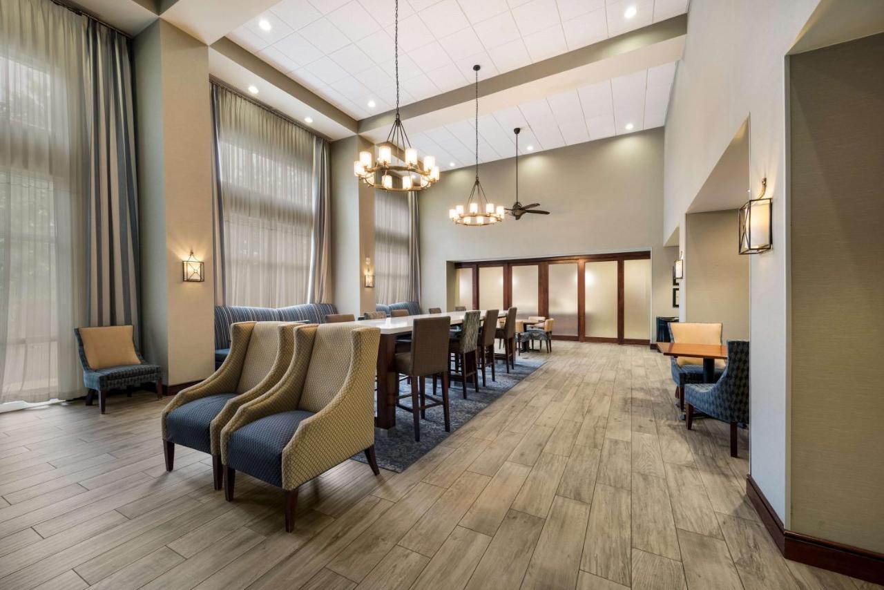 Hampton Inn And Suites Φρέντερικσμπεργκ Εξωτερικό φωτογραφία