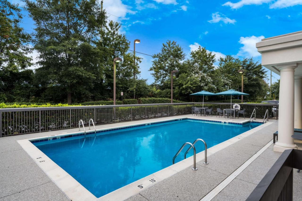 Hampton Inn And Suites Φρέντερικσμπεργκ Εξωτερικό φωτογραφία