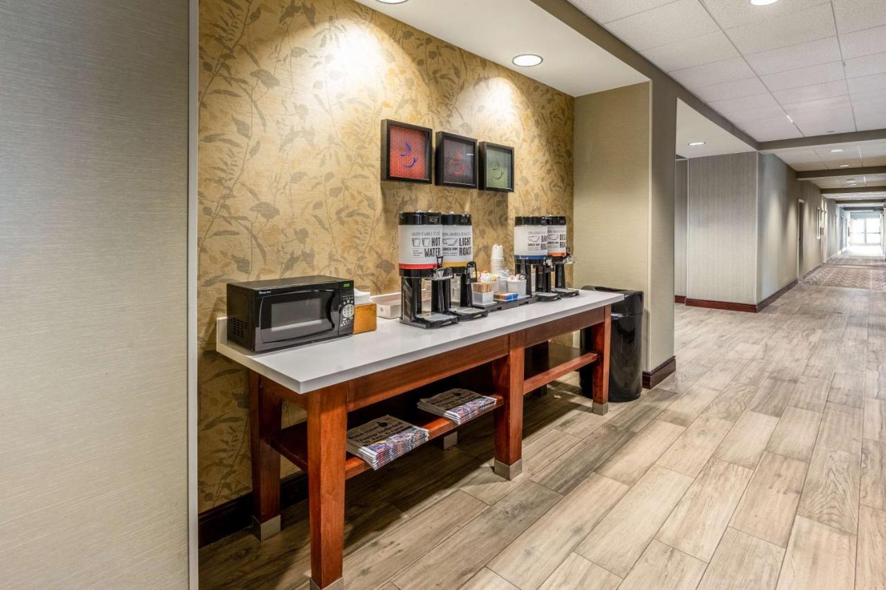 Hampton Inn And Suites Φρέντερικσμπεργκ Εξωτερικό φωτογραφία