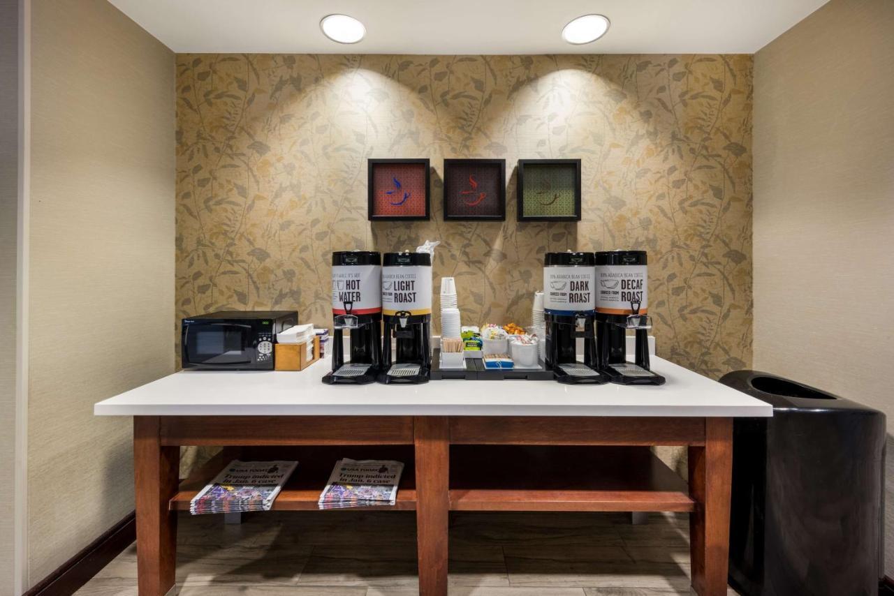 Hampton Inn And Suites Φρέντερικσμπεργκ Εξωτερικό φωτογραφία