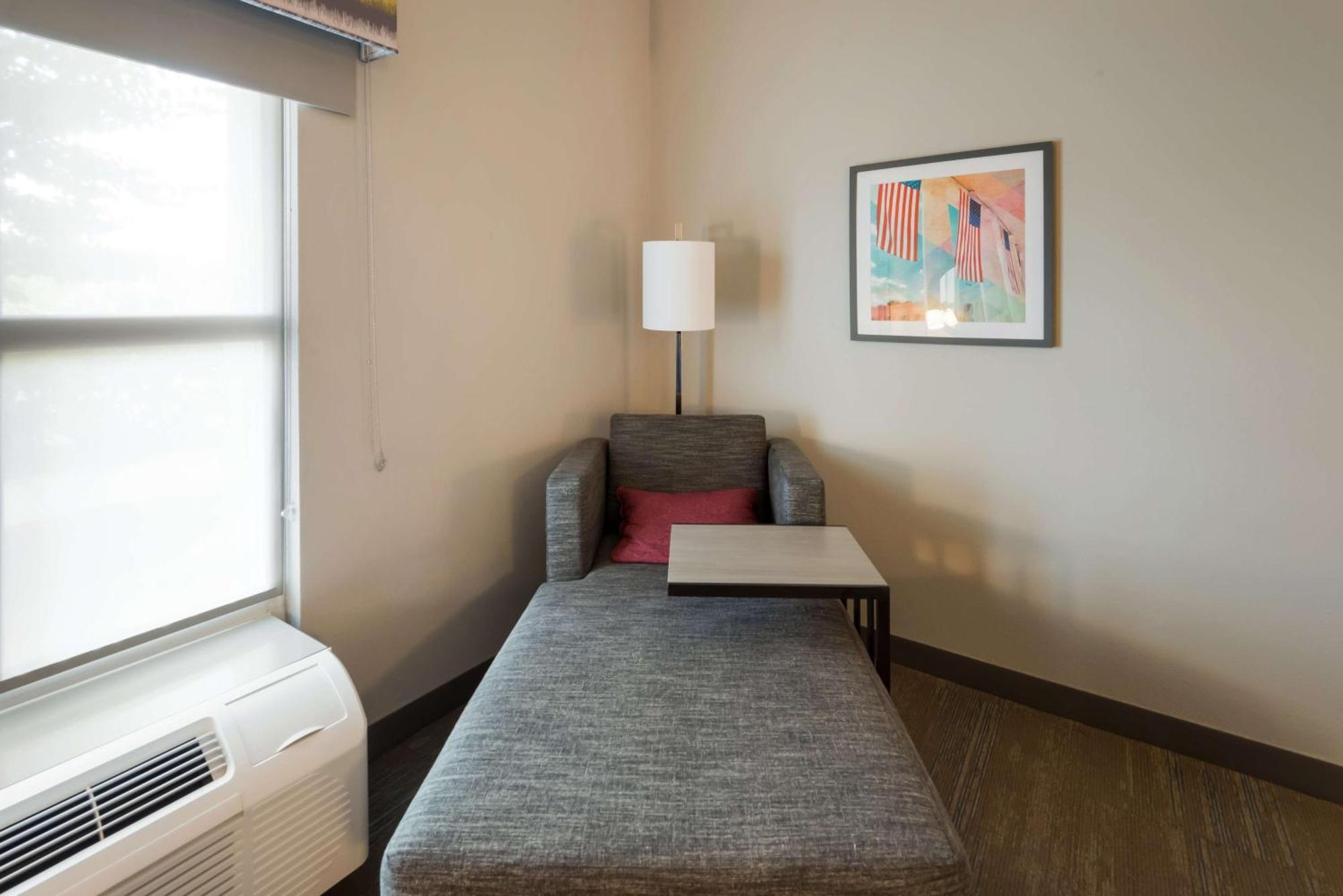 Hampton Inn And Suites Φρέντερικσμπεργκ Εξωτερικό φωτογραφία